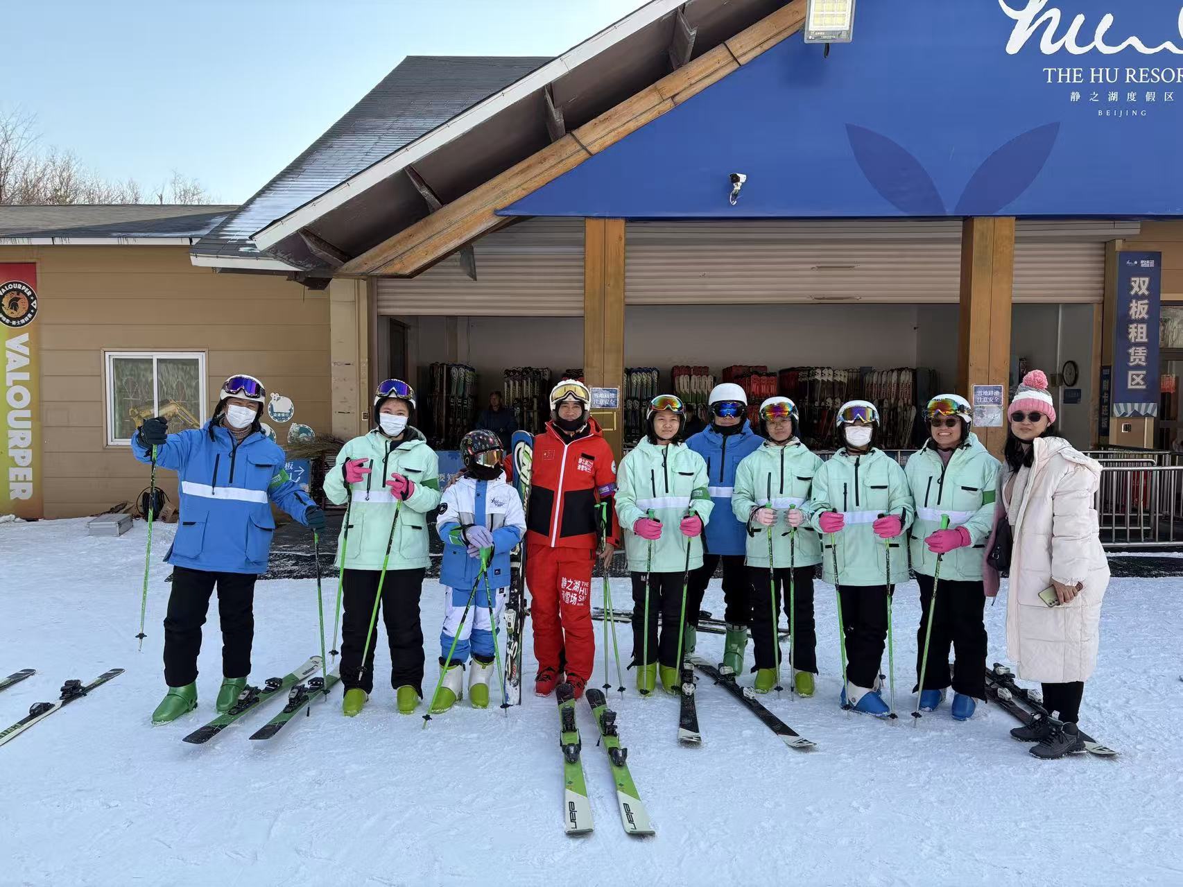 An Unforgettable Skiing Day Tour in Beijing!