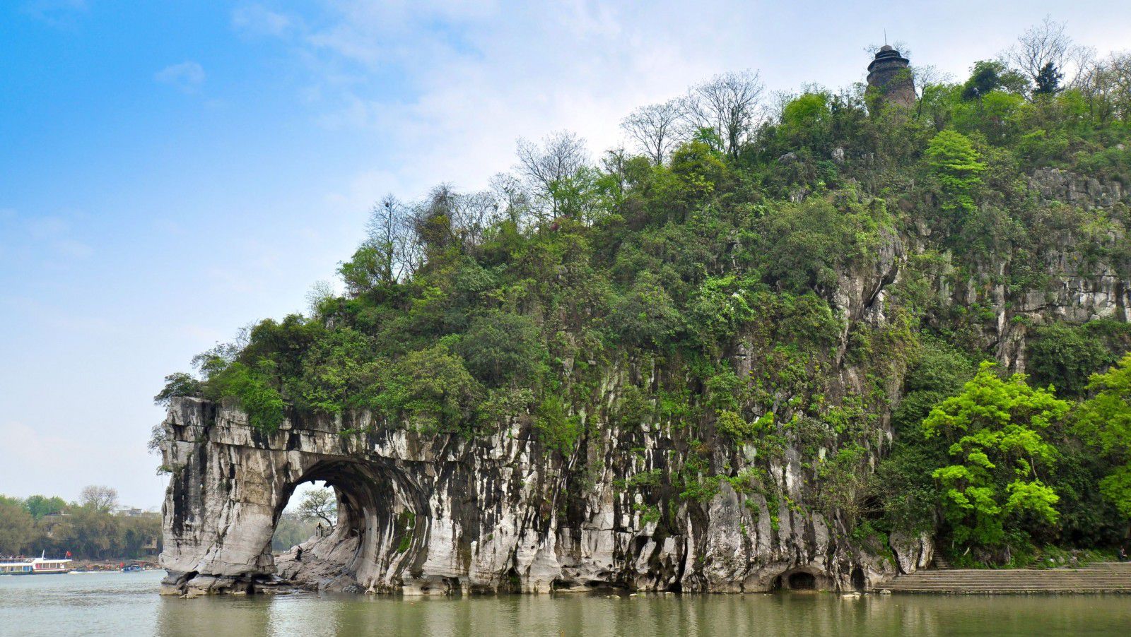 Guilin Elephant Trunk Hill