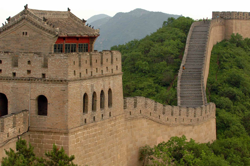 The Great Wall of China: The Story Told and Hidden