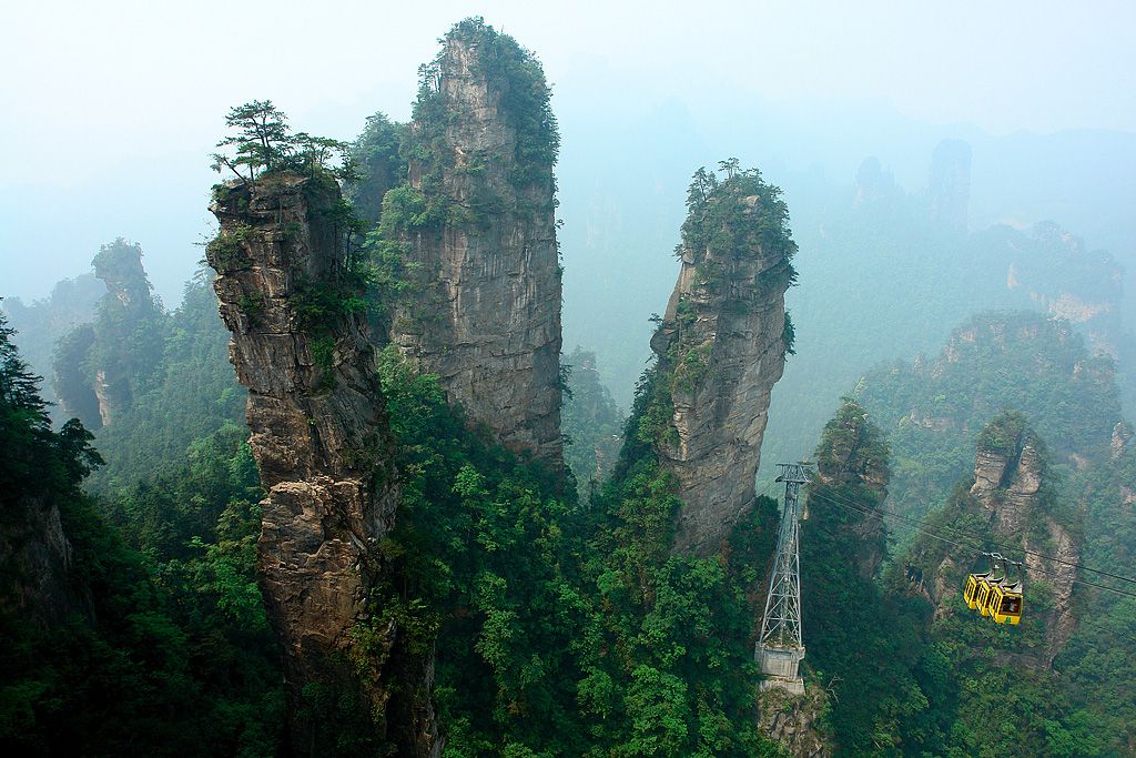 Zhangjiajie Tianzi Mountain