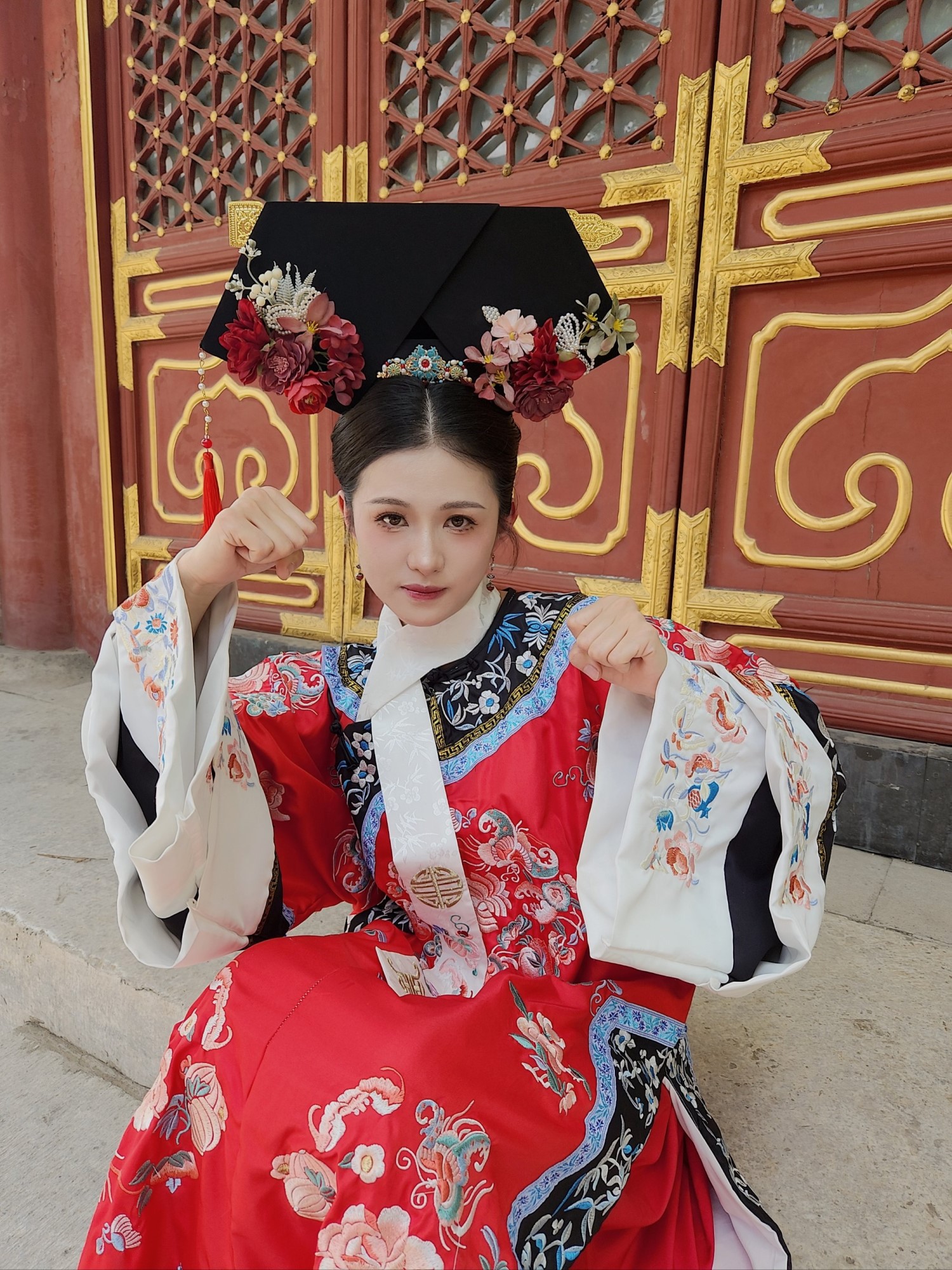 Beijing Photograph Trip With Traditional Dressing (Within 8 hours) · 8 hours Group — ROOYEE curated journey in China