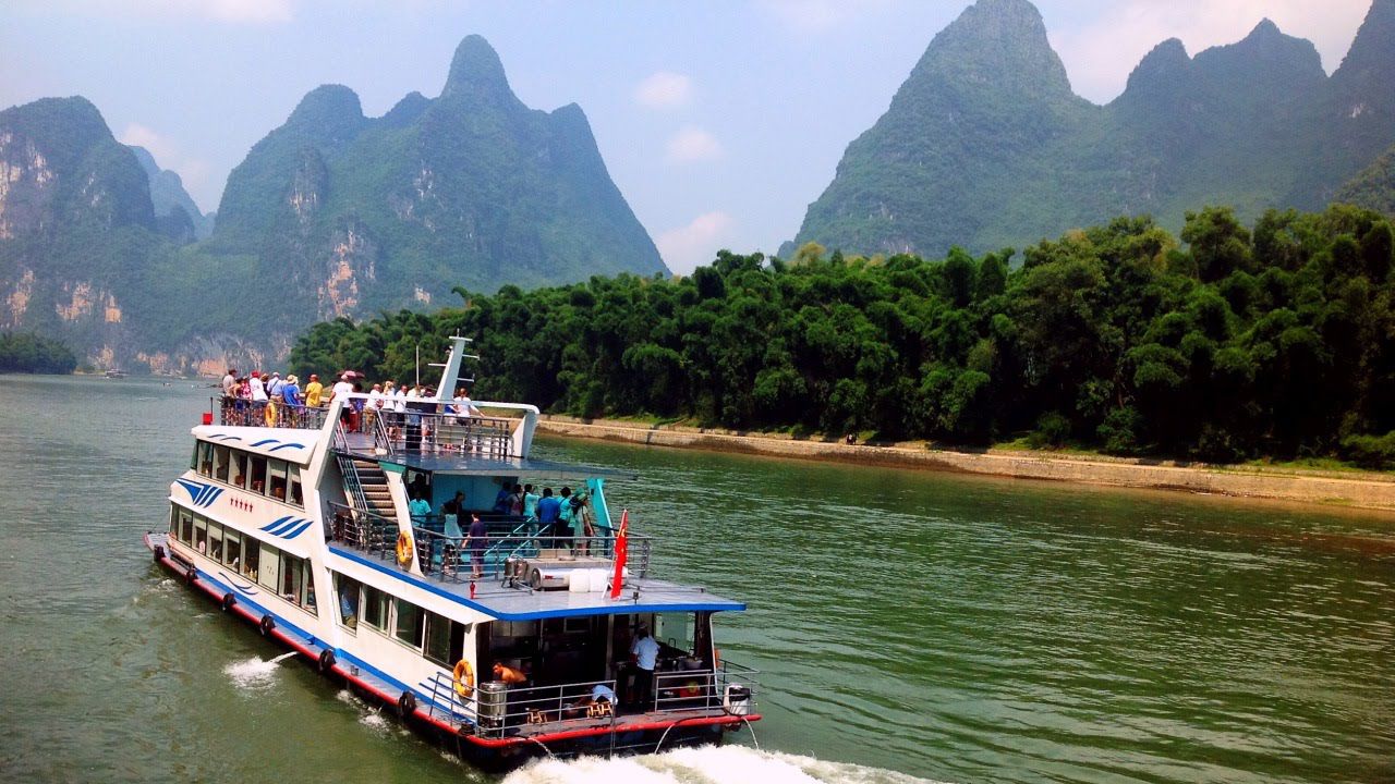 Guilin & Yangshuo private 2 days tour — ROOYEE curated journey in China