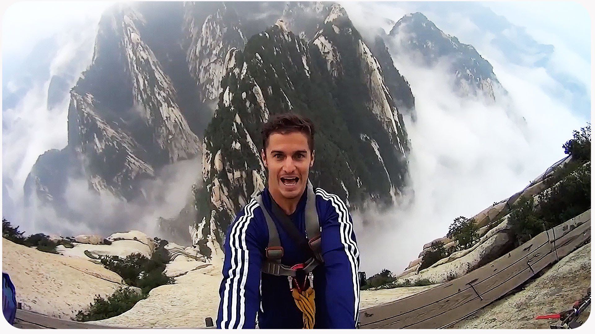 Private xi’an 2 days tour inclduing mount Huashan & terracotta warriors — ROOYEE curated journey in China